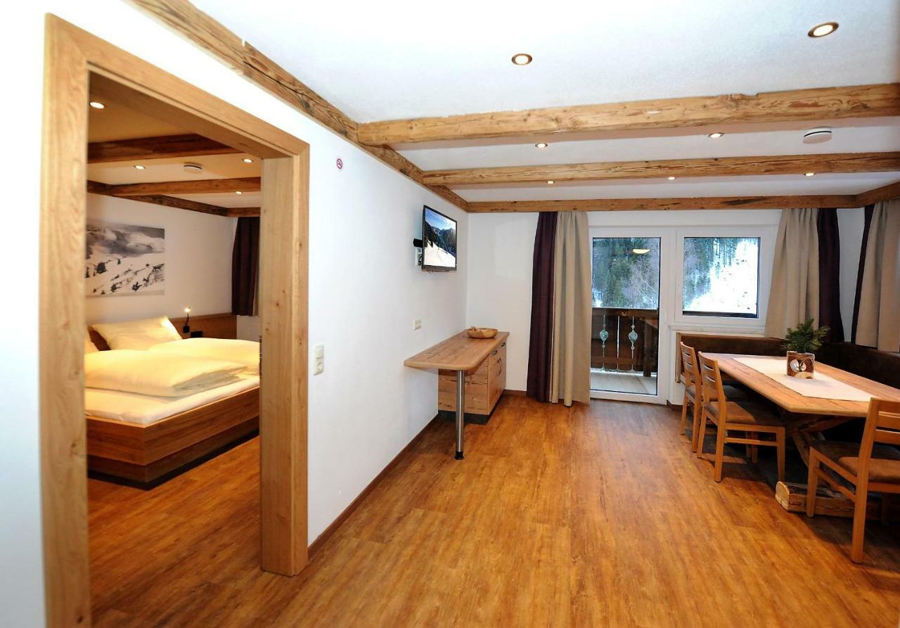 Berghof Apartment Saalbach